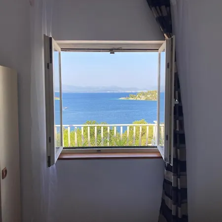 Rustic - Sea And Silence Ferienhaus