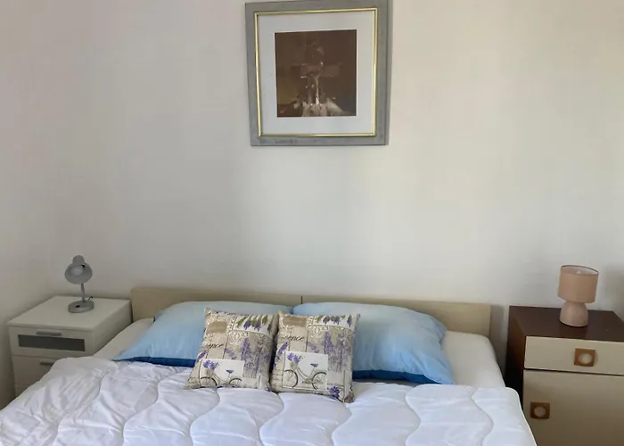 Rustic - Sea And Silence Rogač