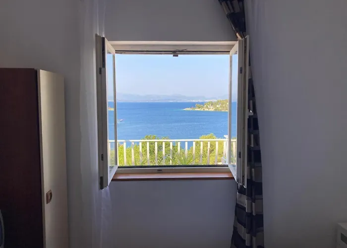 Rustic - Sea And Silence Prázdninový dům